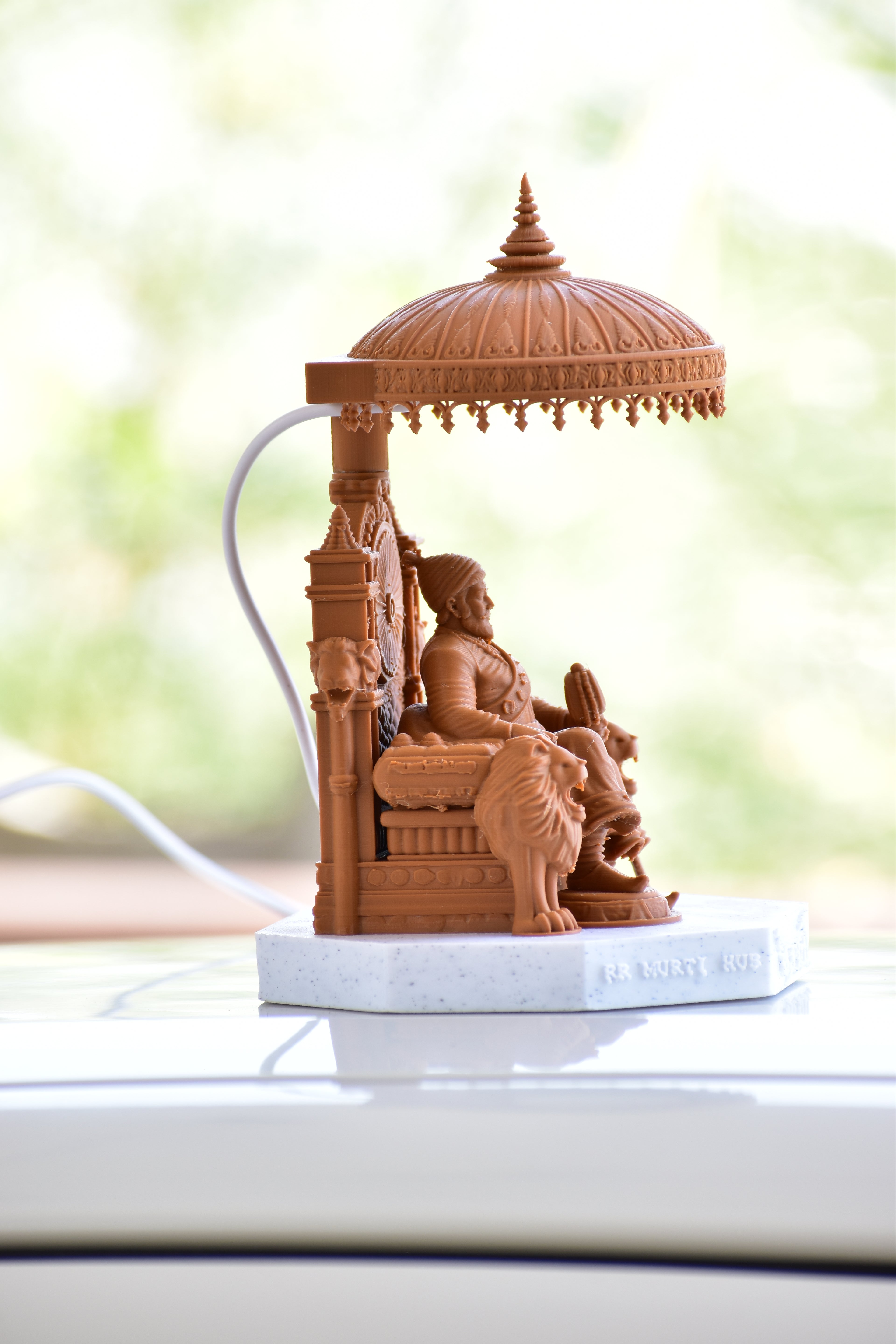 Chhatrapati Shivaji Maharaj 3D Throne Idol with Warm USB LED Light (16cm) | RR Murti Hub