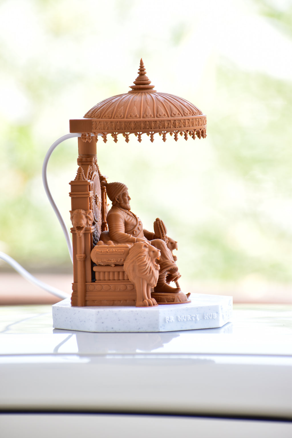 Chhatrapati Shivaji Maharaj 3D Throne Idol with Warm USB LED Light (16cm) | RR Murti Hub
